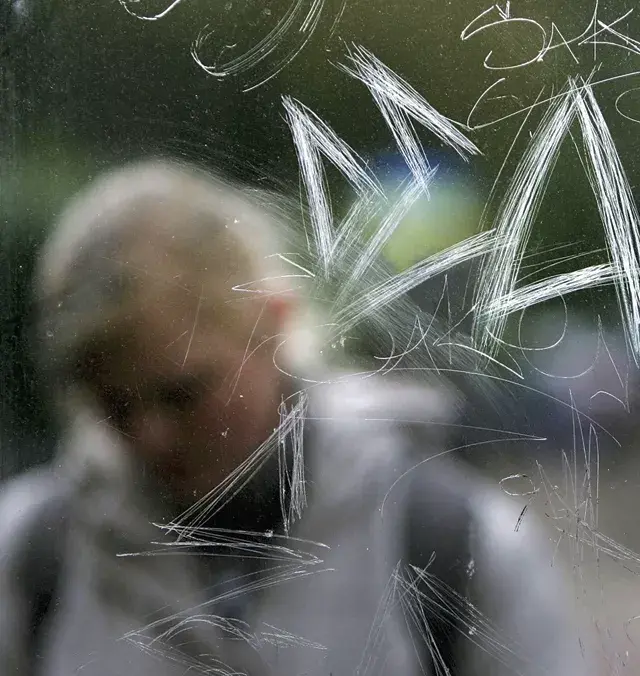 xpel-window-film-anti-graffiti-1-jpg